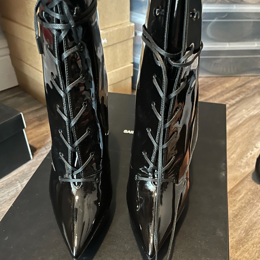 Saint Laurent Women’s Laced Bootie (Authentic)